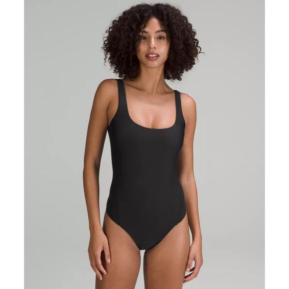 Lululemon Waterside Scoop One-Piece Swimsuit Black Size 6 Scoop Neck NEW/NWT!! - Picture 1 of 13